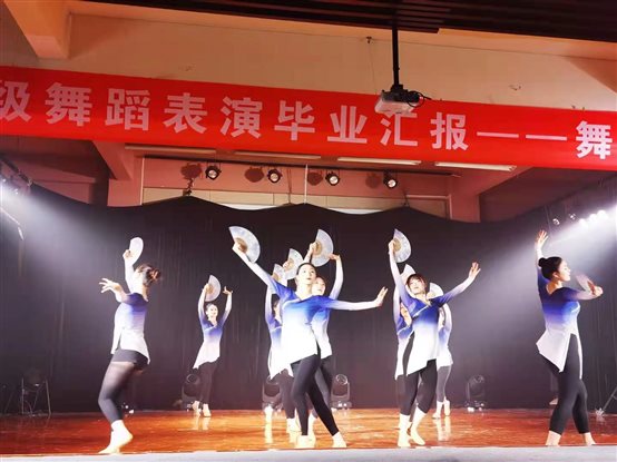 C:\Users\v\AppData\Local\Temp\WeChat Files\7f06de37b58c335dd495800bc64a73f.jpg